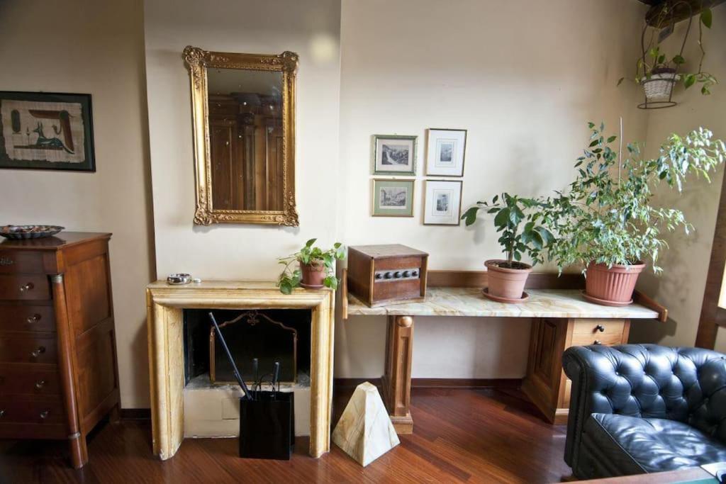 Casa Con Vista Colosseo - Luxury With Colosseum View Apartment Rom