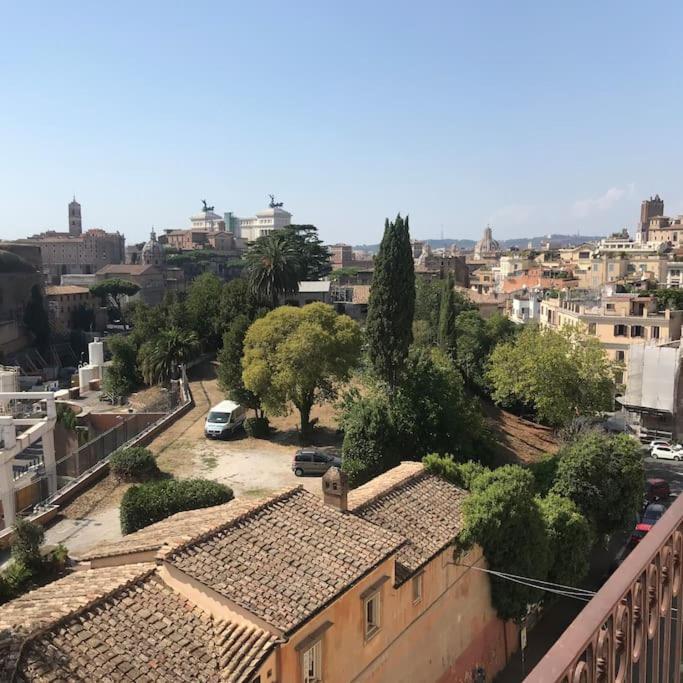 Casa Con Vista Colosseo - Luxury With Colosseum View Apartment